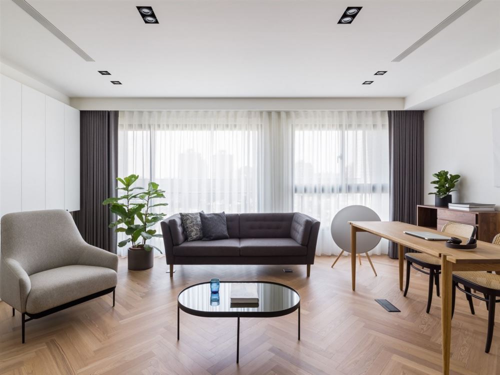 江門市鳳山水岸現(xiàn)代簡約風格三居室裝修案例