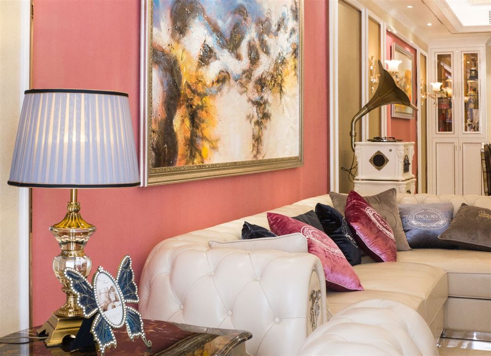 佛山市順德華潤(rùn)置地廣場(chǎng)歐式風(fēng)格三居室裝修案例