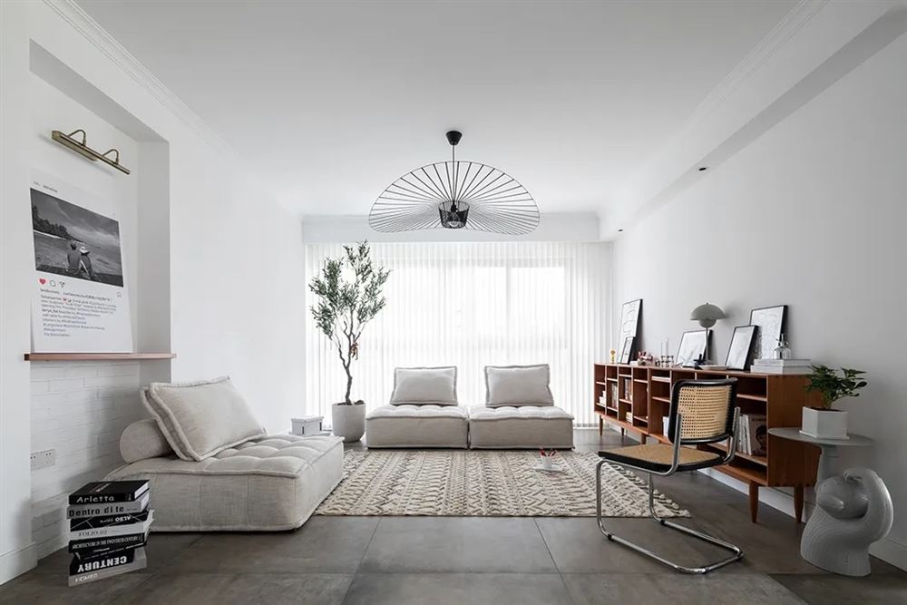 廣州市南航碧花園別墅北歐風(fēng)格三居室裝修案例