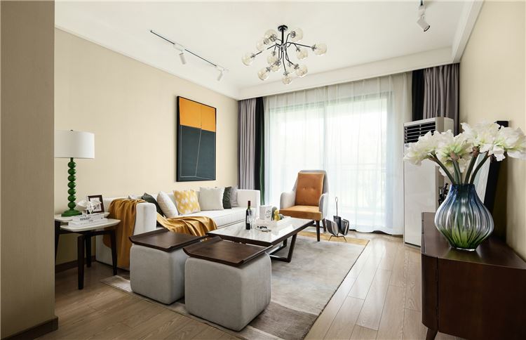 江門市白石路住宅樓輕奢風格三居室裝修案例