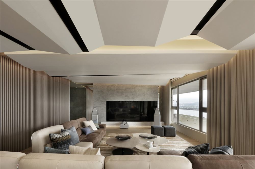 廣州市品實云湖花城現(xiàn)代簡約風格四居室裝修案例