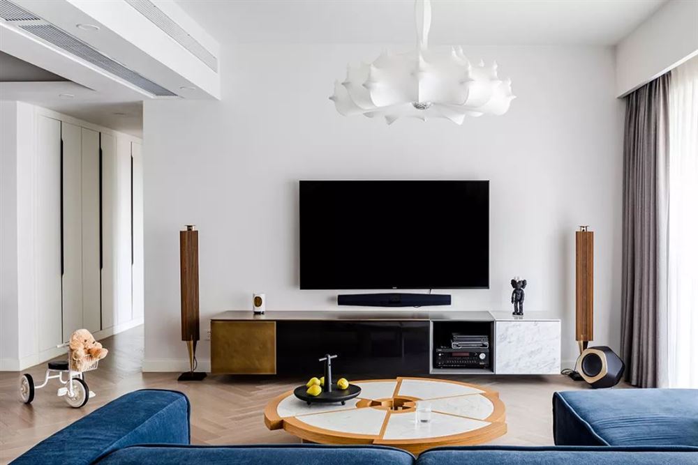 汕頭市富逸榮景雅園現(xiàn)代簡約風格三居室裝修案例