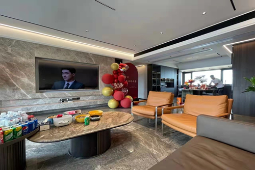 河源市雅居樂新地輕奢風(fēng)格四居室裝修案例